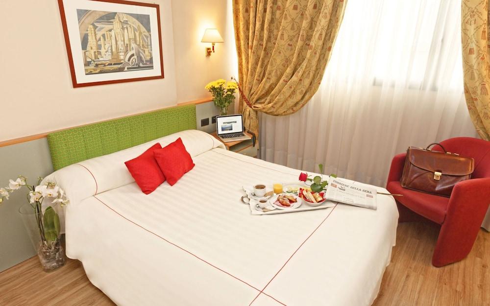 Rege Hotel San Donato Milanese Exterior photo